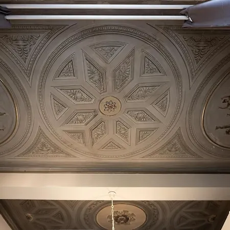 Casa Boss Monolocale Tribunale 4